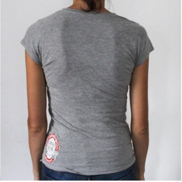 Heineken Grey Promo Merch V Neck Short Sleeve T Shirt size L but ~M - Picture 3 of 15